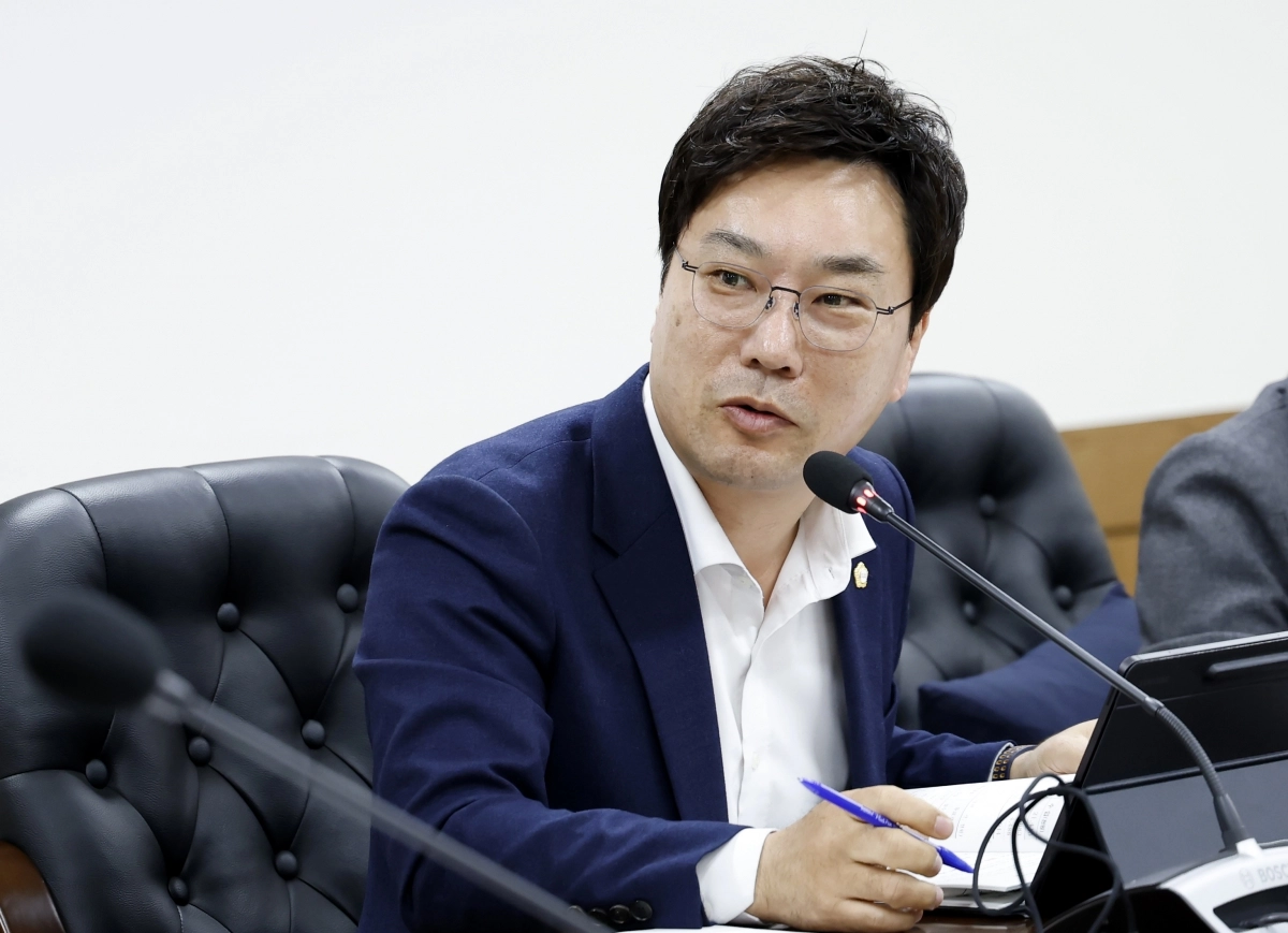 서울 양천구의회 유영주 의원은 청년 구직자들의 실질적인 취업 역량 강화를 돕기 위한 ‘서울특별시 양천구 청년 사회진출 첫걸음 지원 조례’ 제정안을 대표 발의했다. 사진: 양천구의회 제공.