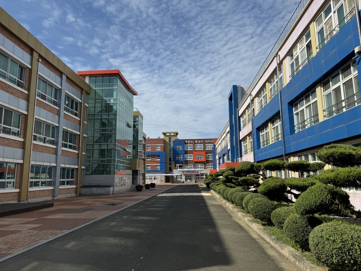 영천고 전경. 영천시청 제공.