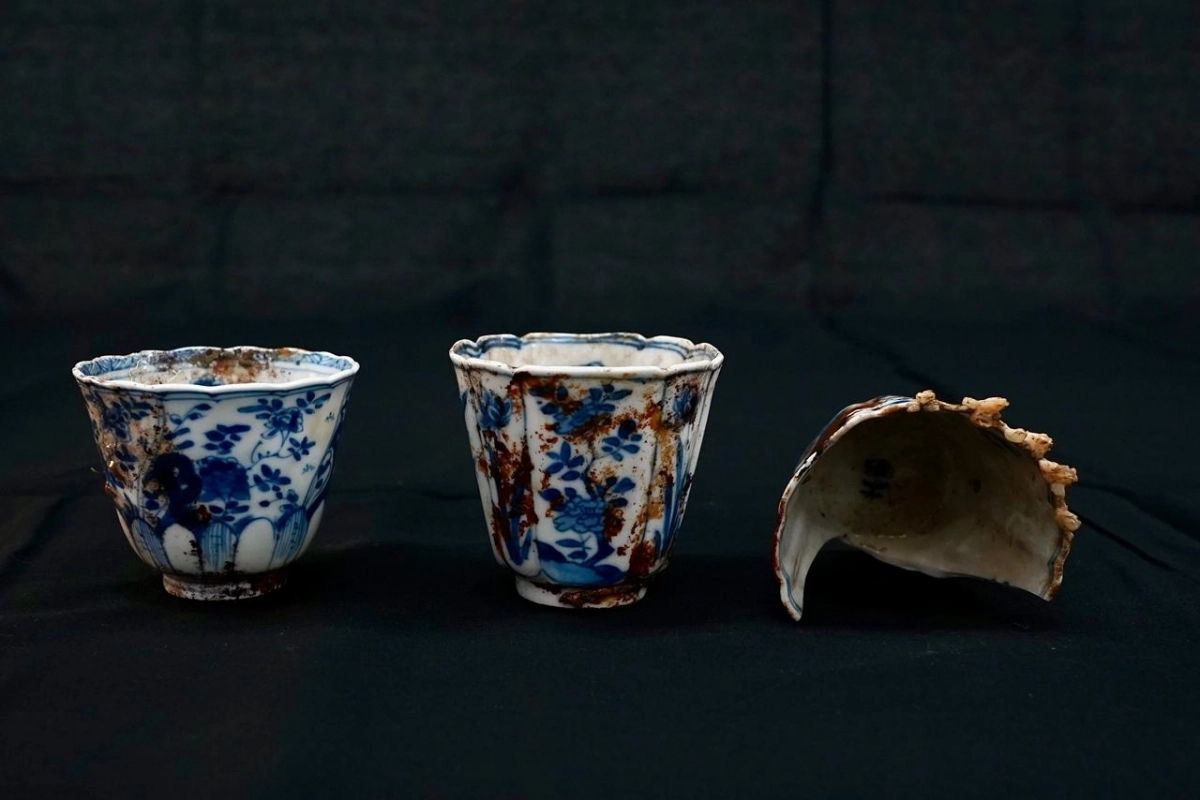 콜롬비아 인근 바다에 침몰해 있는 1700년대 보물선 산호세호에서 인양한 도자기 컵. 콜롬비아 문화부