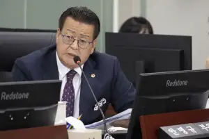 안명규 경기도의원, 경기도교육청의 대안 없는 교육재정 운영 전방위 질타