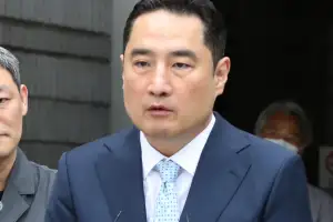 ‘李 소년원 발언’ 강용석, 벌금형 뒤집고 2심서 징역형 집행유예