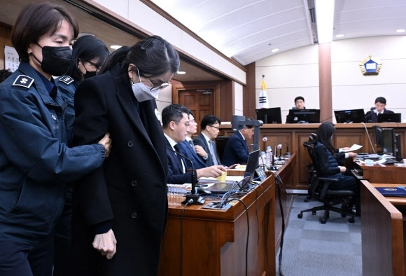2025년 12월 결심공판 입장 모습