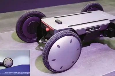 현대차, 양산형 로봇 ‘모베드’ 공개, 경사·20㎝ 턱도 거뜬… 안정적 주행