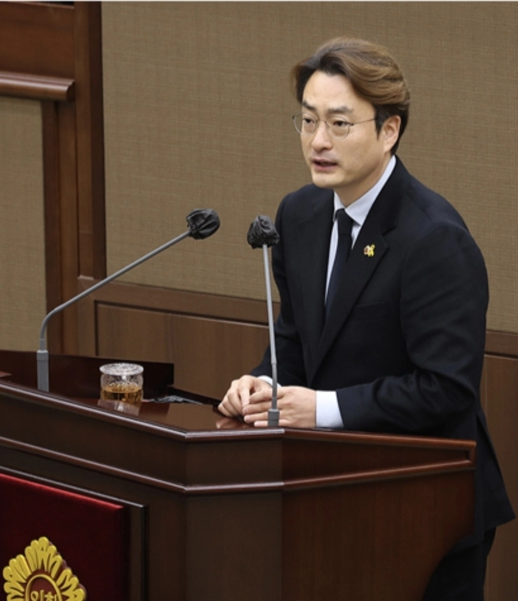 질의하는 박유진 의원