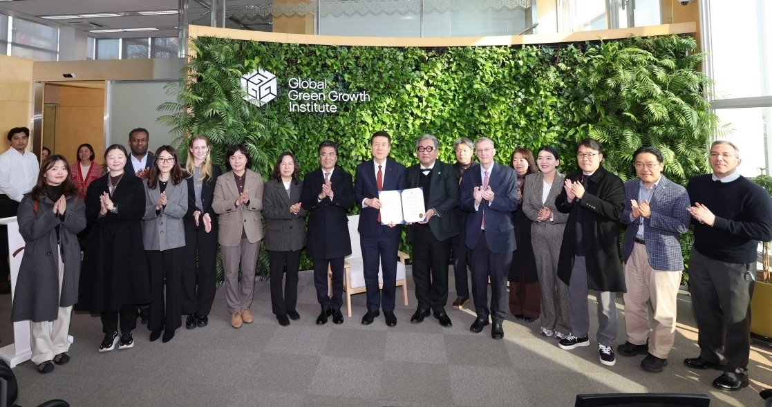 경북 포항시 글로벌녹색성장기구 회원 도시 가입식. 포항시 제공