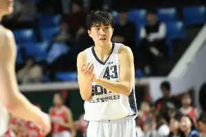 ‘동호회’ 정성조 보내고 ‘국대’ 이정현 보좌할 이동엽 영입…소노, 2대2 트레이드 승부수