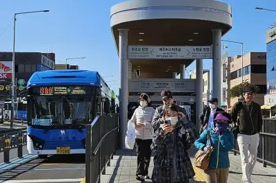 “버스 속도 개선” vs “도민 이용 혼란”… 제주 섬식정류장 논란