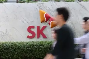 SK, 기술 인재 중용… 성장 기반 강화… 임원 10% 줄이고 80년대생 전진 배치