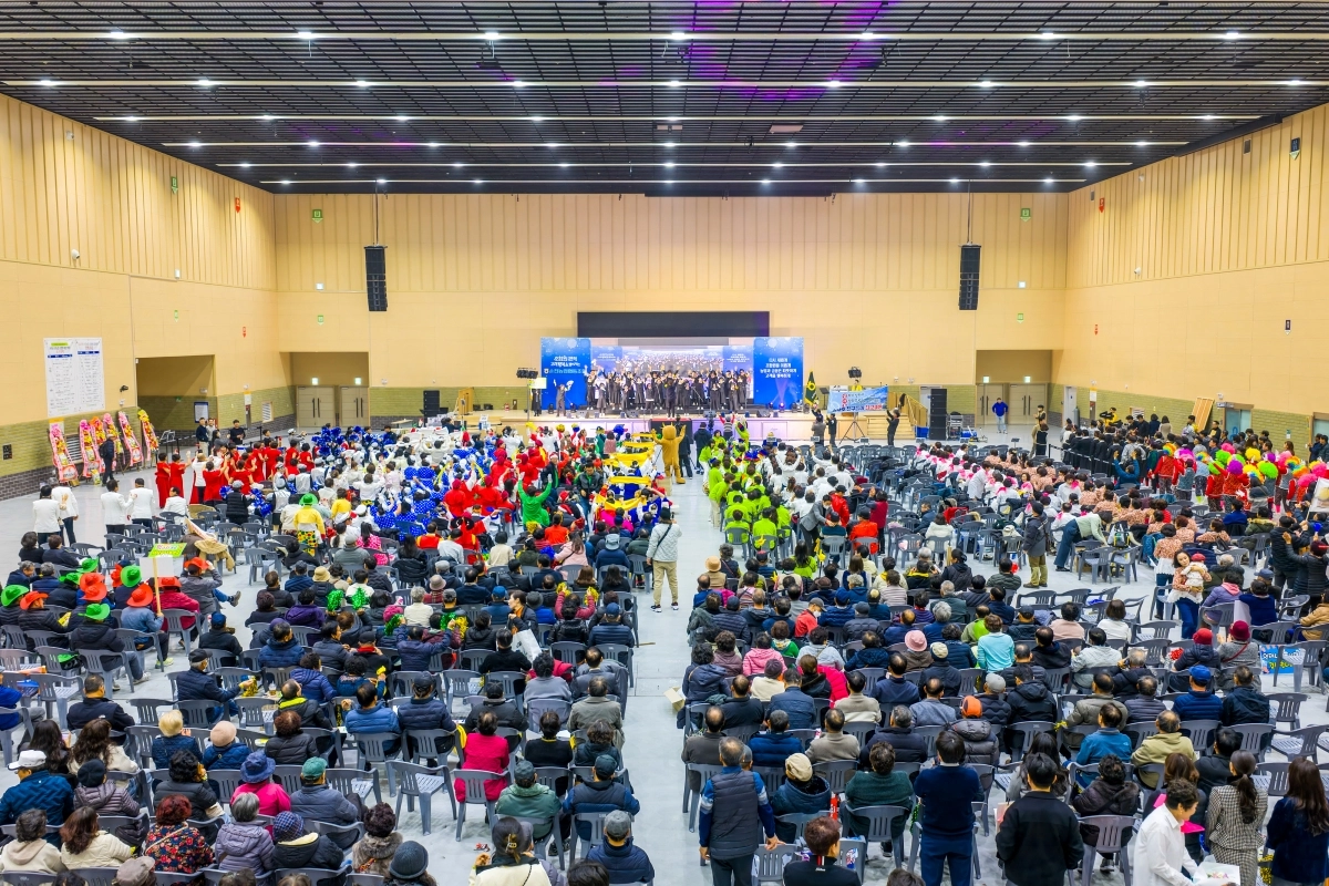 총 14개팀이 참여해 합창 경연 중심으로 개최 된 ‘2025 조합원 화합 한마당’.