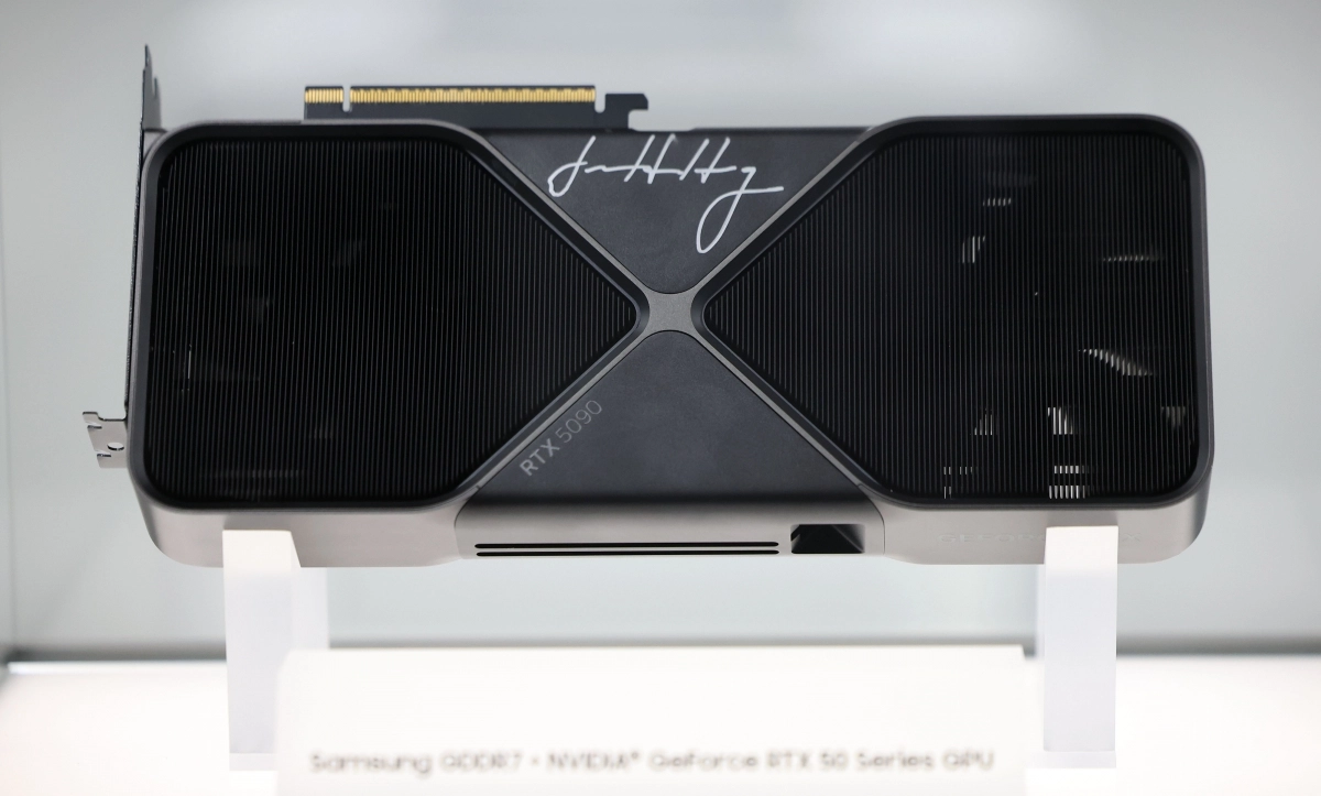삼성전자 GDDR7 D램 탑재된 엔디비아 RTX 5090