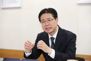 관가 뒤흔든 ‘투서 포비아’… 농림차관 경질 뒷말 무성