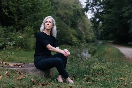 트럼프 정부의 반백신 정책에 반대해 2주 반에 CDC 소장직에서 해임된 ‘공중 보건 수호자’ 수잔 모나레즈 박사  네이처 제공