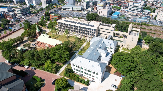 칠곡군 왜관수도원 전경. 칠곡군 제공