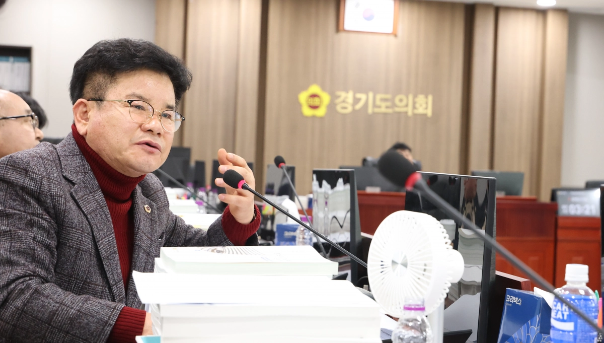 문병근 의원이 9일 예산결산특별위원회에서 질의하고 있다.(사진=경기도의회)