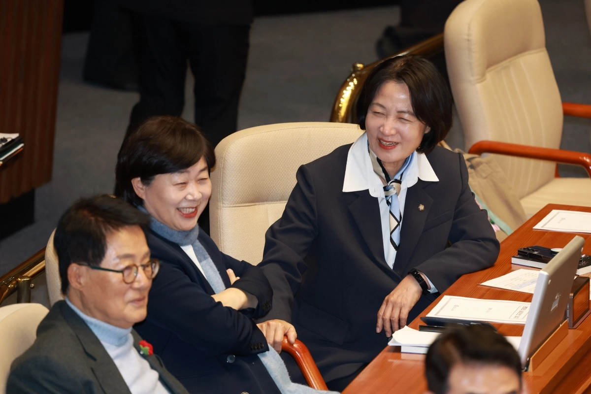 대화하는 추미애-서영교