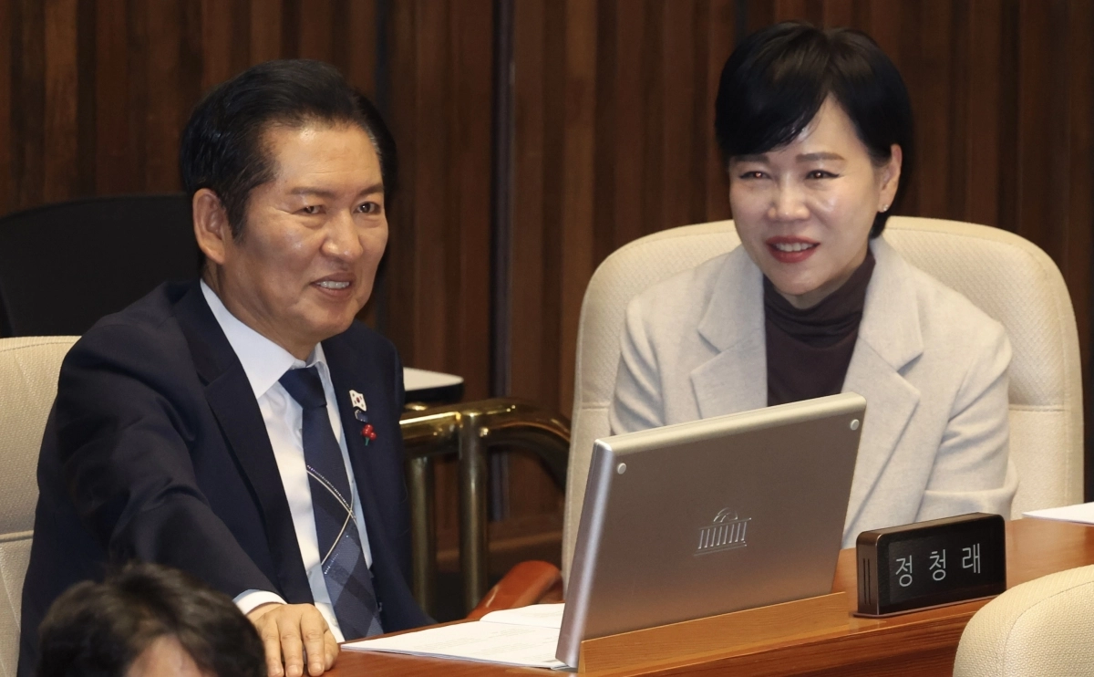 대화하는 정청래-전현희