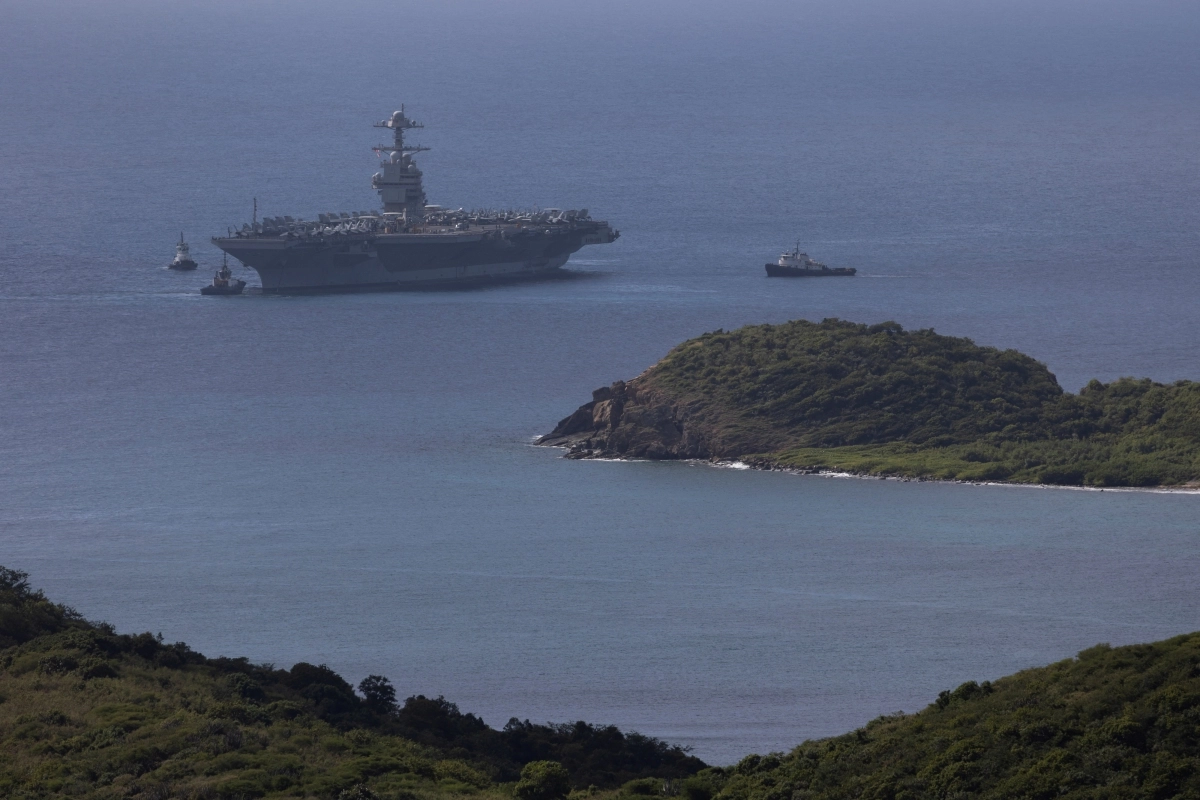 지난 1일(현지시간) 카리브해에서 포착된 미국 최대 항공모함 제럴드 포드호. 로이터 연합뉴스