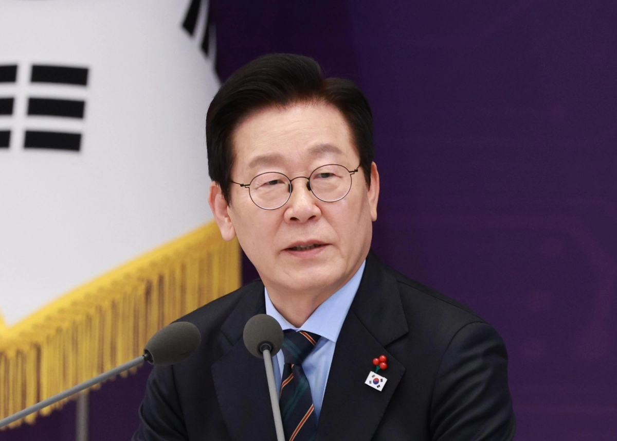 K-반도체 비전과 육성전략 보고회 발언하는 이재명 대통령