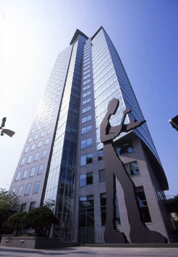 흥국생명 본사 전경. 흥국생명 제공