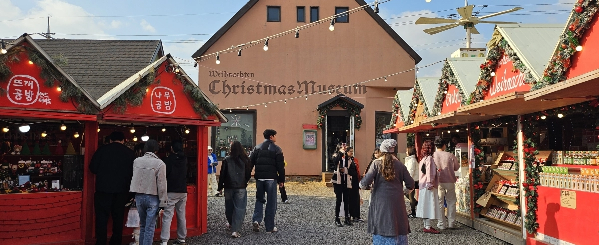 크리스마스박물관에는 징글벨  유럽의 크리스마스 속으로. 제주 강동삼 기자
