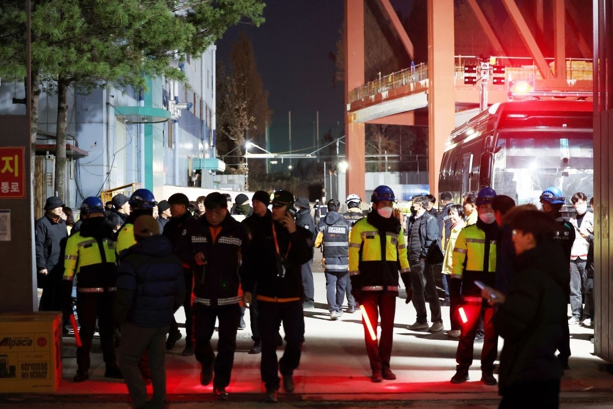 광주광역시 서구 치평동 광주대표도서관 붕괴 현장에서 13일 오후 마지막 매몰자 시신이 수습됐다. 이번 사고로 사망자는 모두 4명, 구조작업이 마무리됐다. (연합뉴스 제공)