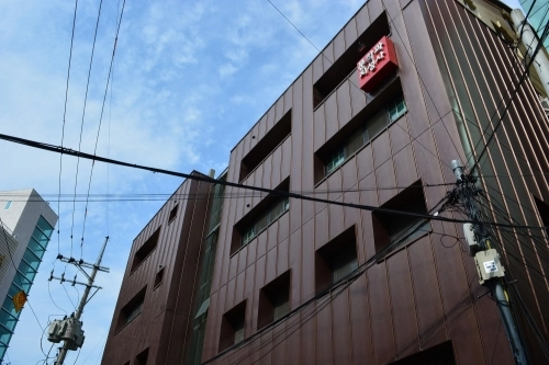 문학과지성사 서교동 사옥(현재). 문학과지성사 제공