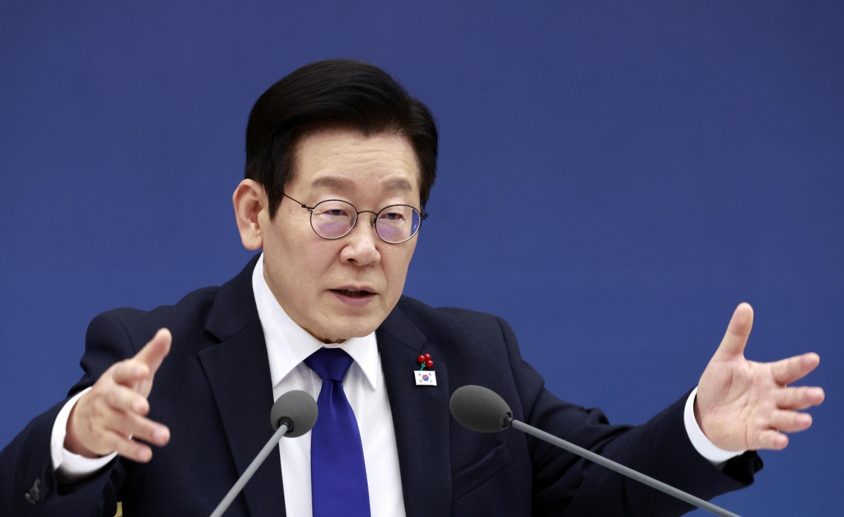 이재명 대통령이 16일 세종시 정부세종컨벤션센터에서 열린 보건복지부(질병관리청)·식품의약품안전처 업무보고에서 발언하고 있다. 뉴시스