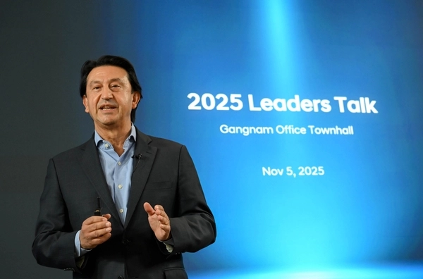 호세 무뇨스 현대차 사장이 지난달 5일 서울 강남구 현대차 강남대로 사옥에서 ‘리더스 토크’를 갖고  그룹의 비전을 설명하고 있다. 현대차그룹 제공