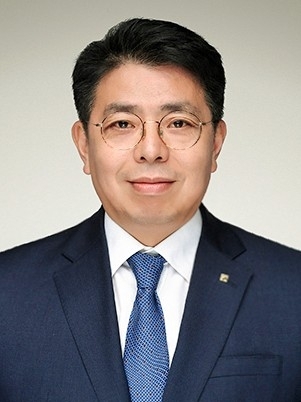 정일선 제15대 광주은행장.