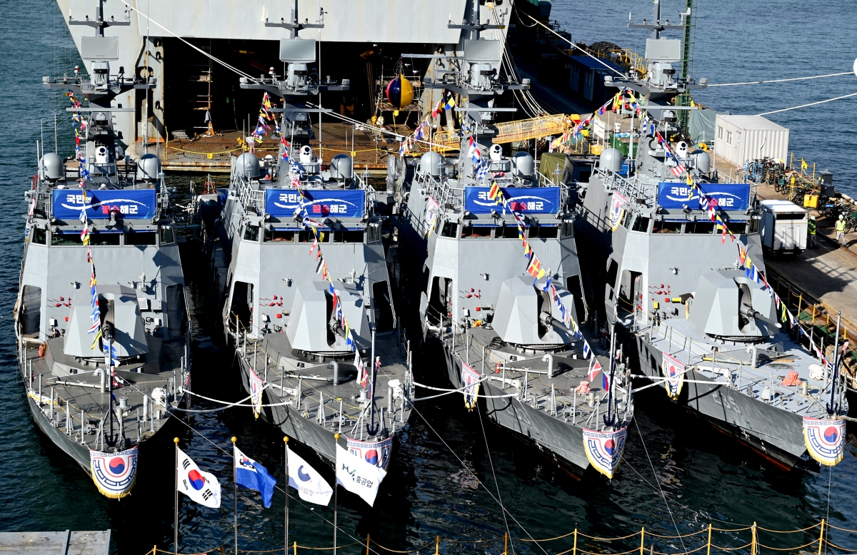 지난 8일 열린 해군의 신형 고속정 4척 통합 진수식. HJ중공업 제