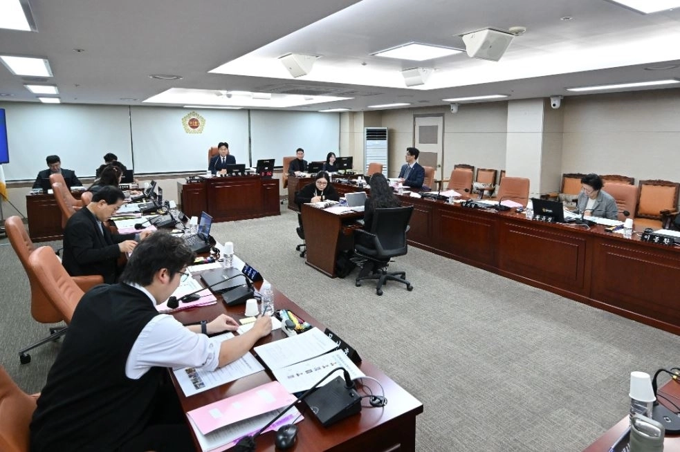 지난 16일 제3차 회의를 개최한 서울시의회 마약 퇴치를 위한 예방 교육 특별위원회(위원장 이종배)