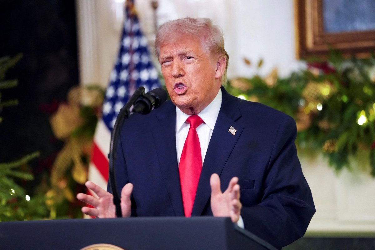 악화된 민심 달랜 트럼프