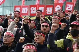 철도노조 23일 총파업 예고…‘철도 대란’에 후폭풍 우려