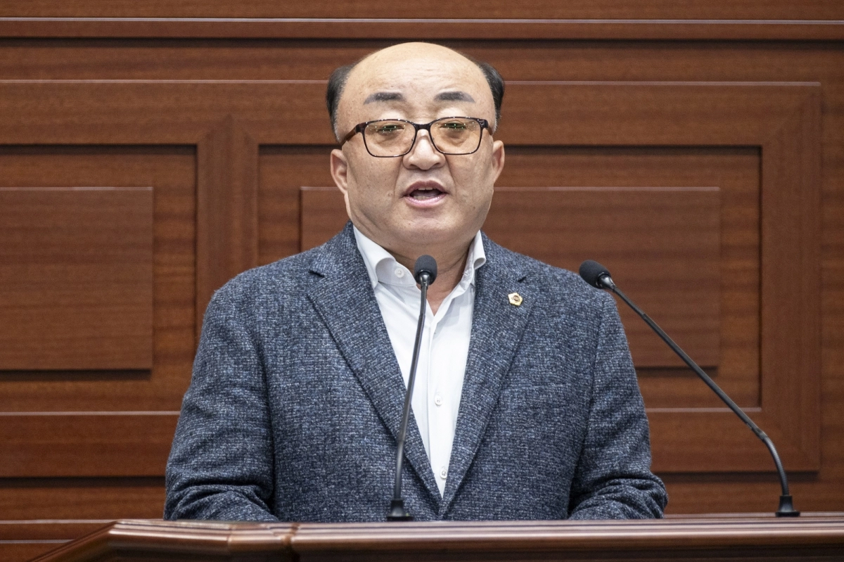 19일 열린 제359회 경북도의회 제2차 정례회 제4차 본회의에서 5분 자유발언을 하는 김홍구 의원. 경북도의회 제공