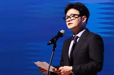 한동훈 “與 아닌 나와 싸우나”… 장동혁 ‘외연 확장 로드맵’ 예고