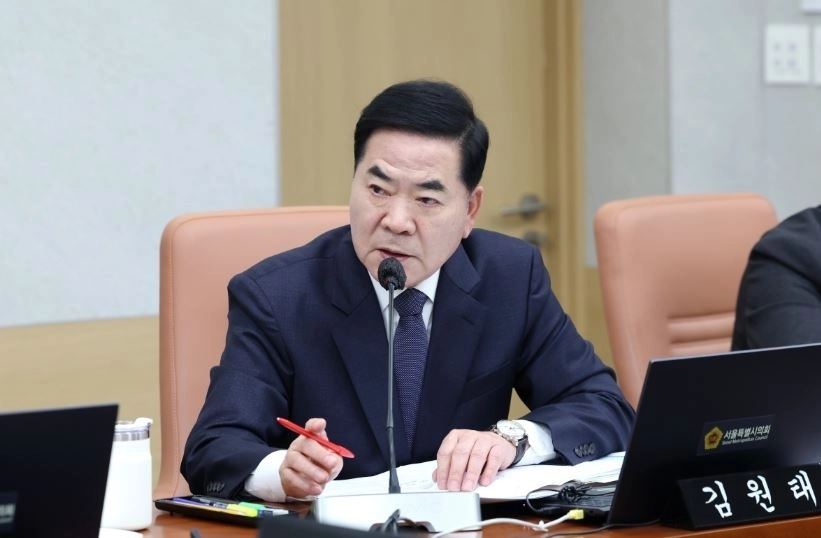 질의하는 김원태 의원