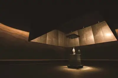 진흙 속에서 1500년 만에 피어난 ‘백제금동대향로’