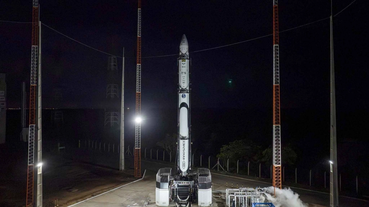 발사대에 기립해있는 이노스페이스 ‘한빛-나노’. 2025.12.23 이노스페이스 제공