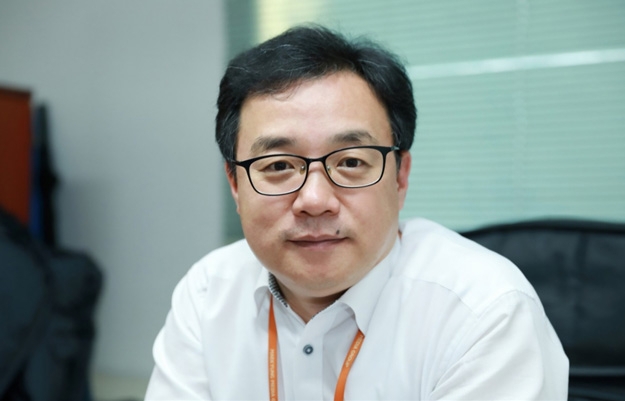 박진성 신임 경희언론인회 회장. 경희대 제공