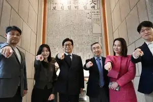 데이터 앞세운 기획 기사 돋보여… 심층 분석은 강화해야