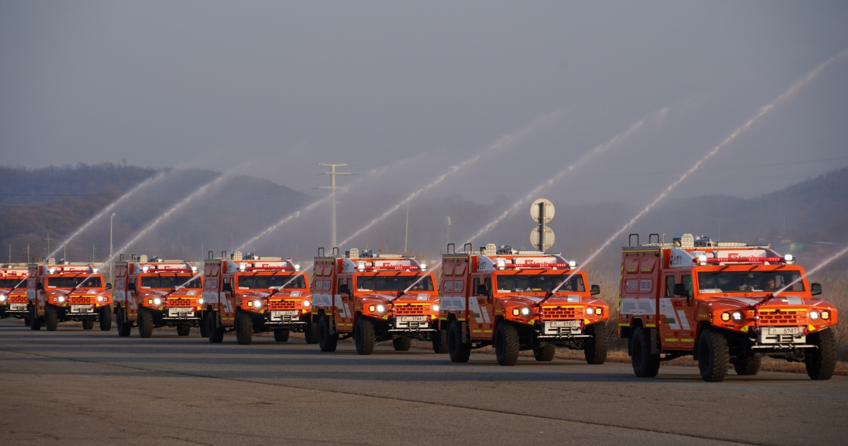 정부가 공동 개발해 현장 배치할 다목적 산불 진화 차량. 산림청 제공