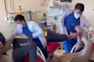 “왜 반말해요” 환자가 따지자 의사가 마구 주먹질…인도 병원 ‘발칵’