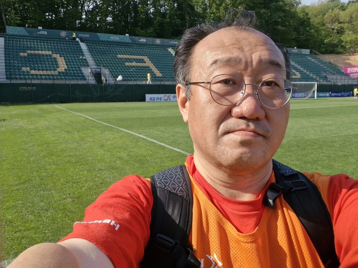 헤르메스 창립 멤버인 양원석씨는 부천 축구의 산증인이다. 양원석씨 제공