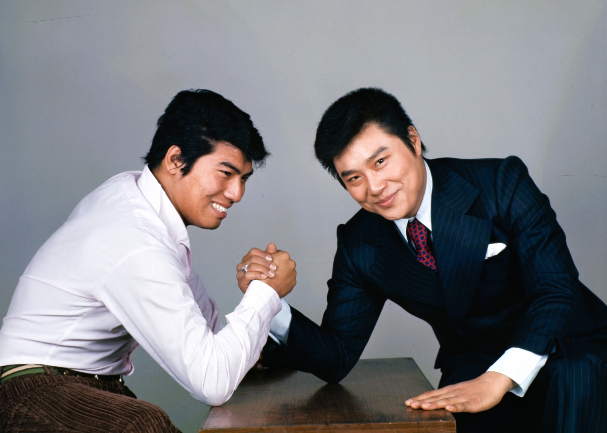 73년 가수 남진. 나훈아 인터뷰 사진  (사진- 서울신문 DB)