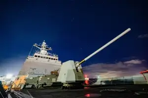 대한민국의 밤 지키는 해군 ‘왕건함’