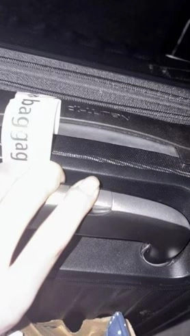 지난 25일 일본 규슈산코버스 고속버스 ‘히노쿠니호’에서 10대 승객이 짐칸에 갇힌 채 10분간 운행되는 사고가 발생했다. RKK 구마모토 방송 캡처