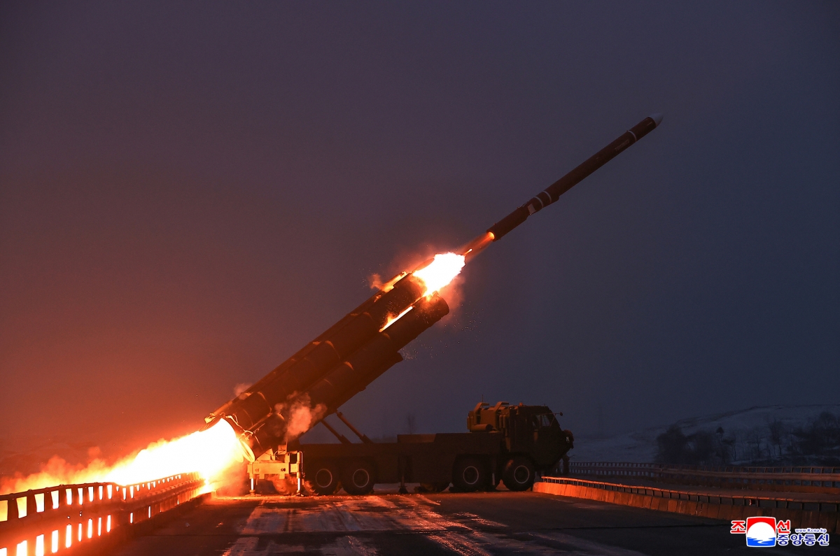 4일 만에 또 도발