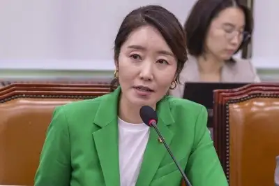 민주, ‘1억 공천헌금 의혹’ 강선우 전격 제명