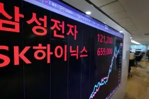 코스피 올 75% 상승 세계 1위… 마지막 날 ‘12만전자·65만닉스’