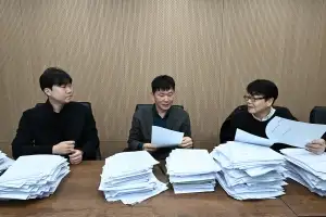 긴장·서정성… 보이지 않던 것 느끼게 해 [서울신문 2026 신춘문예 - 시 심사평]